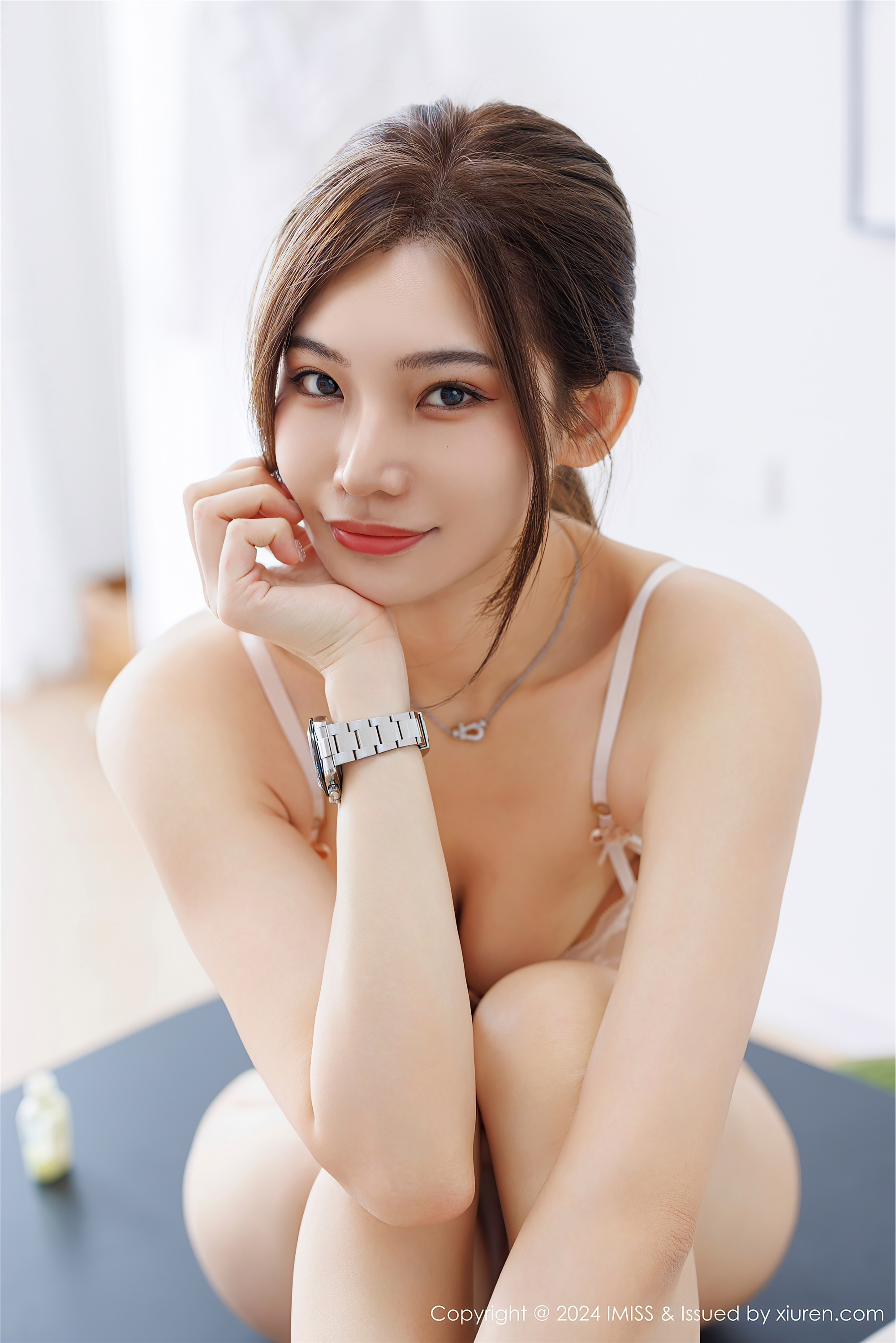 IMiss爱蜜社 2024.04.03 VOL.769 小狐狸Kathryn